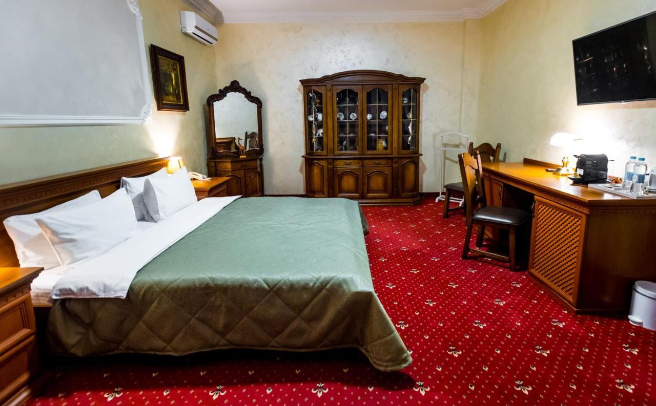 Hotel France Виниця Екстериор снимка A room at the hotel
