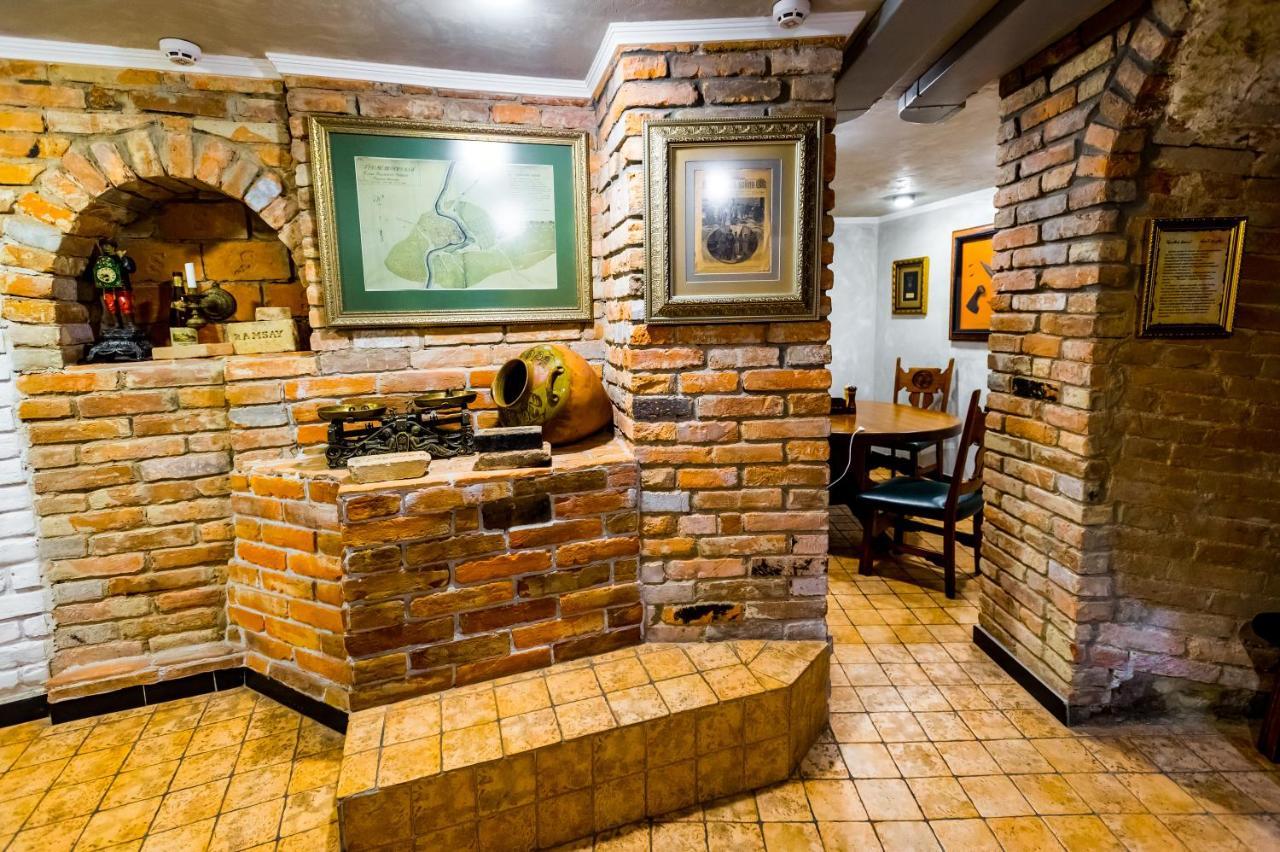 Hotel France Виниця Екстериор снимка Interior of the restaurant