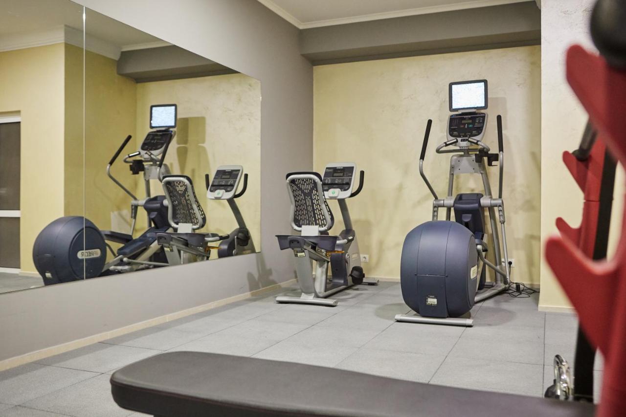 Hotel France Виниця Екстериор снимка Elliptical cross trainer