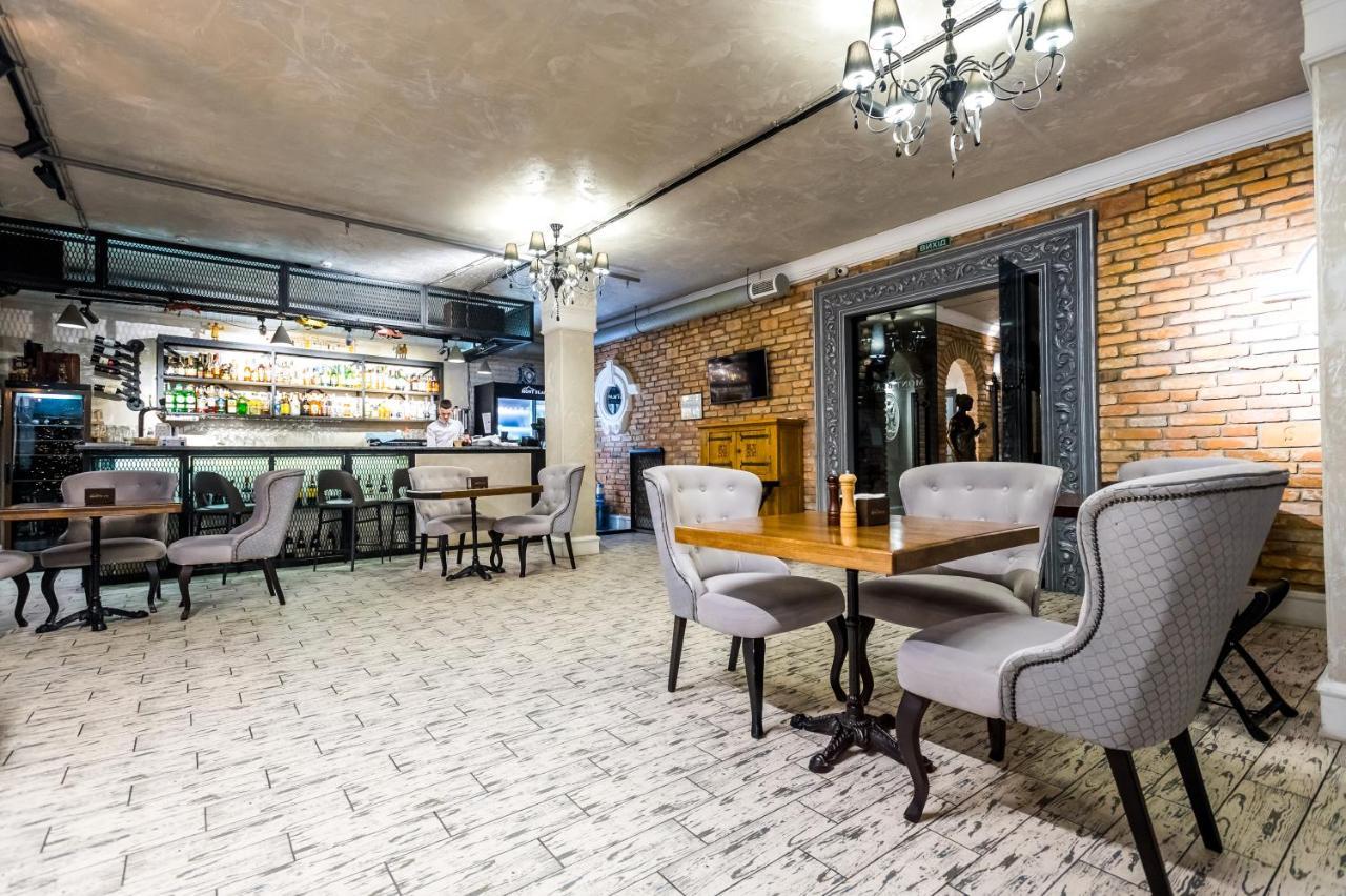 Hotel France Виниця Екстериор снимка Restaurant interior